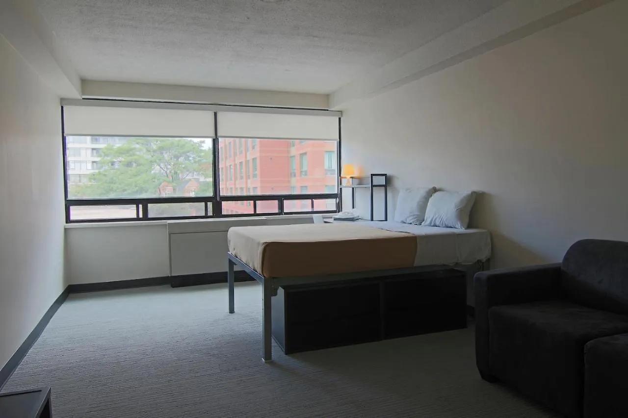 Parkside Student Residence Downtown Toronto 3*,