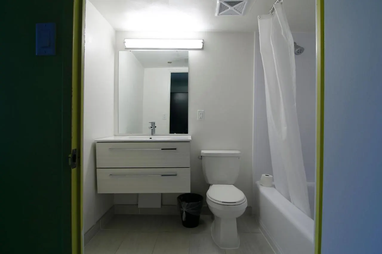 Parkside Student Residence Downtown Toronto 3*,